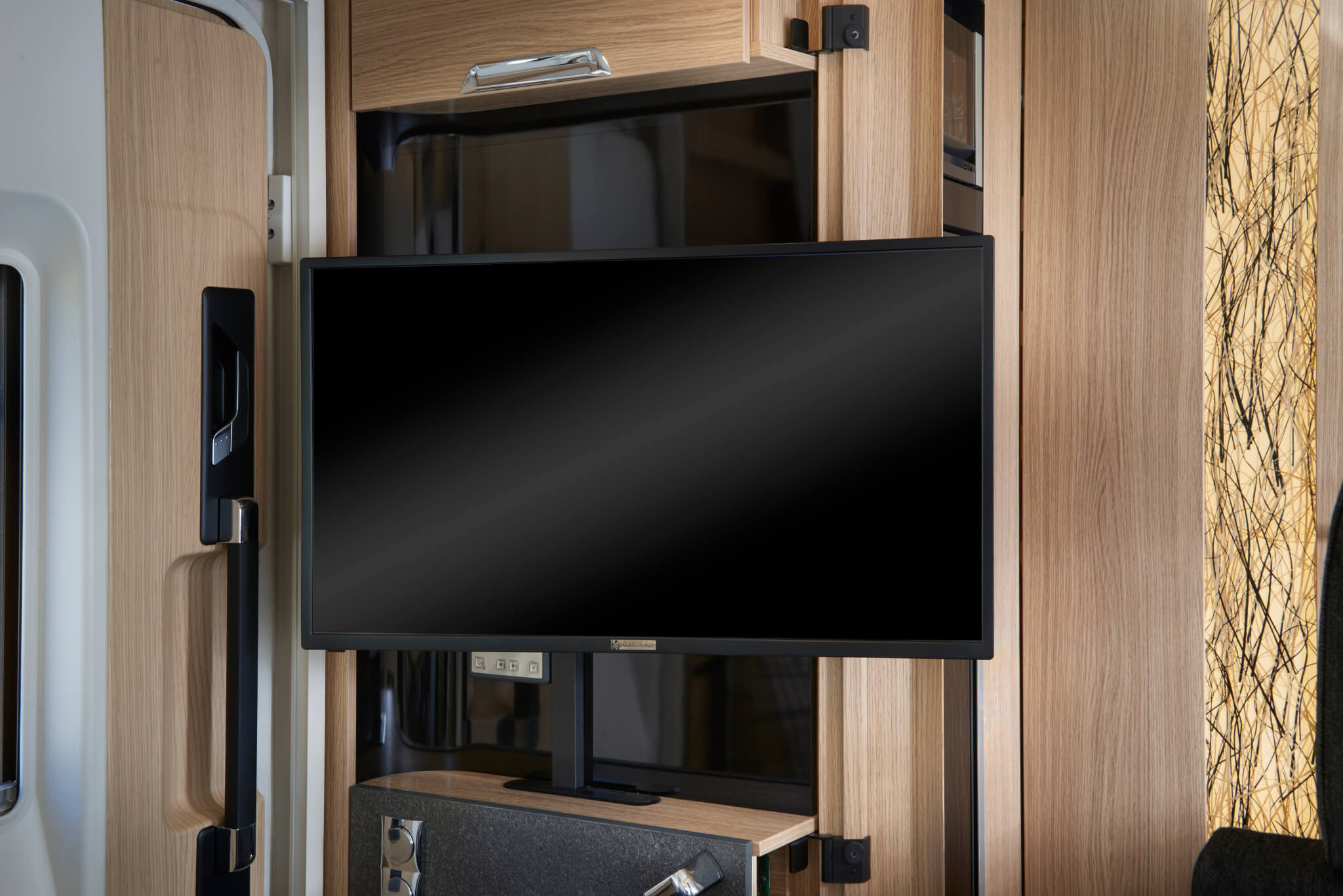 NIESMANN+BISCHOFF - Arto - Arto 82 E - télevision - Smart TV 32 inch